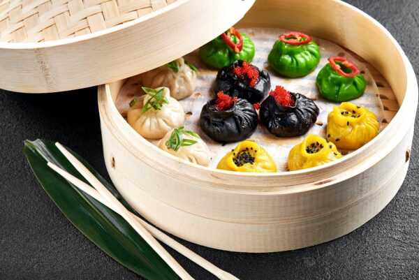 Momo (Tibetan dumplings) with shrimps and vegetables