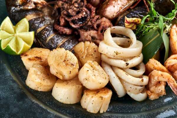 Scallops (wild-caught)