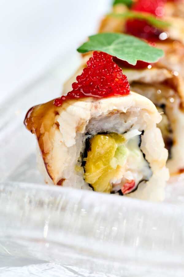 Unagi roll with natural crab meat and royal mango
