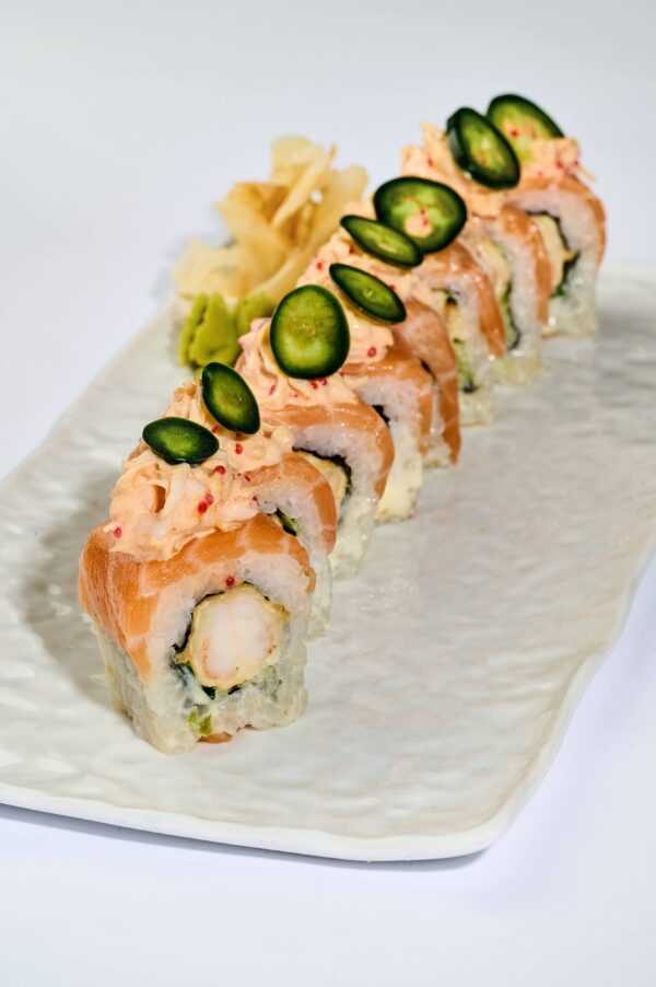 Ebi sake roll with natural crab meat and spicy salsa